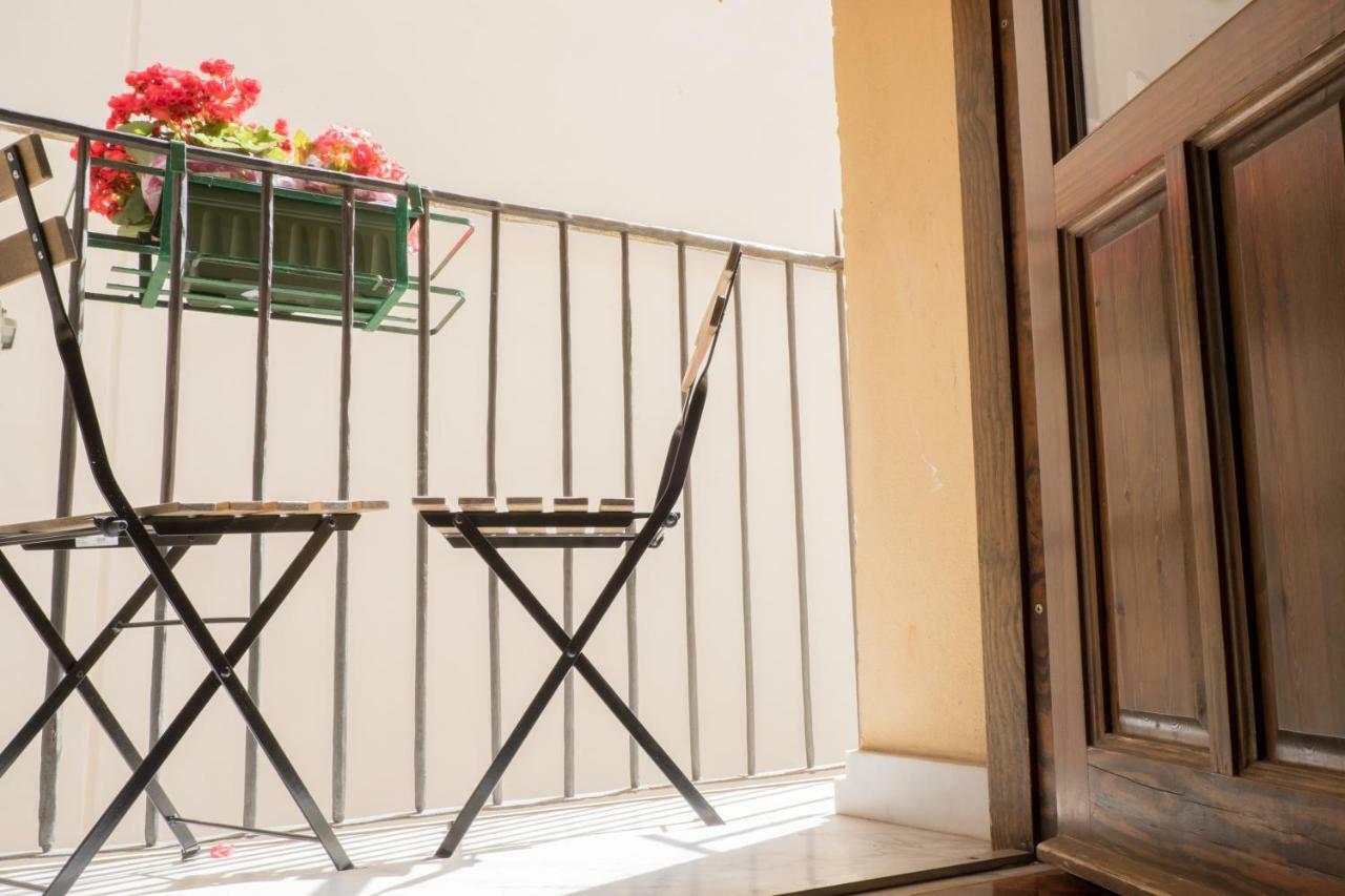 Centro A Casuzza Apartment Palermo Bagian luar foto